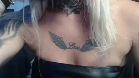 Snapshot of tatuada_safada chatting on 06/12/26, 07:29 tatuada_safada online show from 06/12/26, 07:29