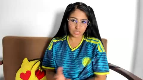 Tatiana Gomez online show from 06/24/26, 06:45