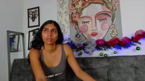 Snapshot of taty_miller chatting on 12/14/25, 06:34 Taty Miller online show from 12/14/25, 06:34