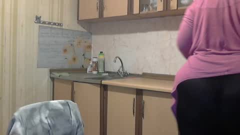 tatyanka_ online show from 09/25/25, 12:47