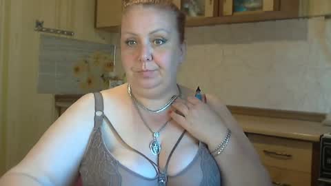 tatyanka_ online show from 06/05/26, 08:42