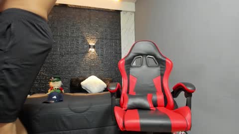  T A U R U S  online show from 11/30/25, 11:25