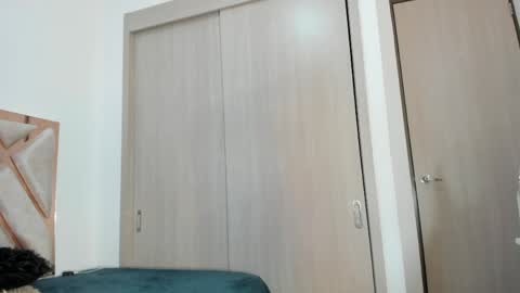 Snapshot of taurus_boy1 chatting on 04/01/26, 01:41 T A U R U S online show from 04/01/26, 01:41