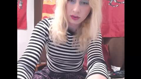 Snapshot of tavishmartavish chatting on 02/27/26, 06:19 Rudy Rybinovaya online show from 02/27/26, 06:19