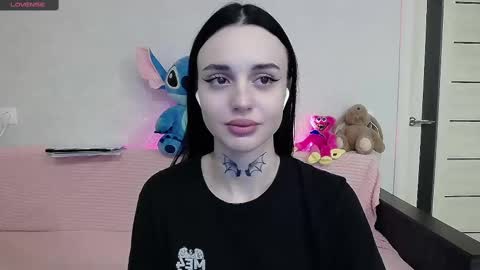 Taya online show from 03/07/25, 08:44