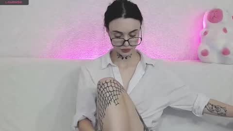 Taya online show from 11/15/25, 06:04