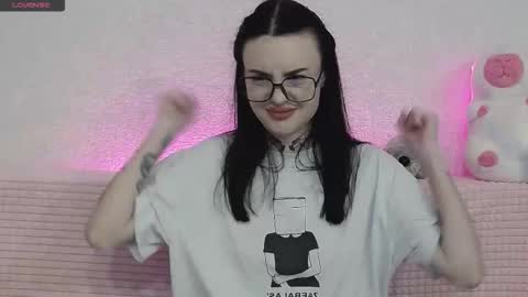 Taya online show from 11/28/25, 05:04