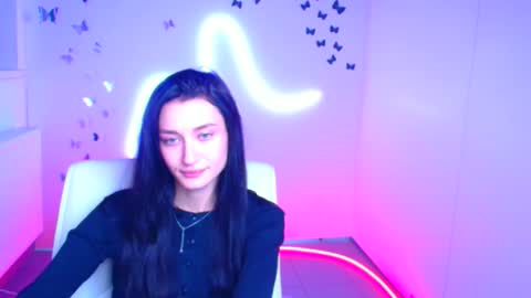 Taya online show from 11/10/25, 06:34