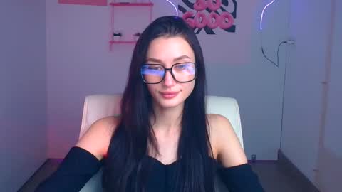 Snapshot of tayavibe chatting on 01/09/26, 06:38 Taya online show from 01/09/26, 06:38