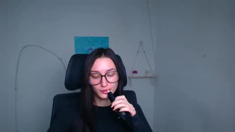 Snapshot of tayavibe chatting on 02/03/26, 06:40 Taya online show from 02/03/26, 06:40