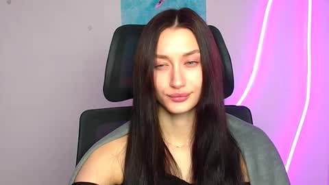 Snapshot of tayavibe chatting on 04/06/26, 05:30 Taya online show from 04/06/26, 05:30