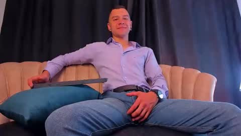 tayler_milers online show from 06/06/26, 04:06