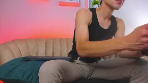 tayler_milers online show from 06/20/26, 04:15
