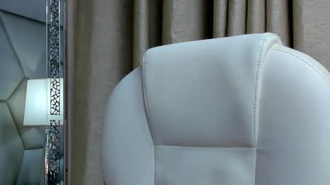 Snapshot of tayler_swift1 chatting on 01/17/25, 01:46 tayler_swift1 online show from 01/17/25, 01:46