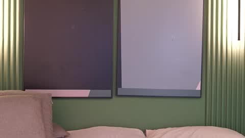 Teylor  Kim online show from 09/25/25, 05:05