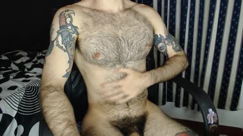 Snapshot of taylor__06 chatting on 11/19/25, 10:26 Taylor online show from 11/19/25, 10:26