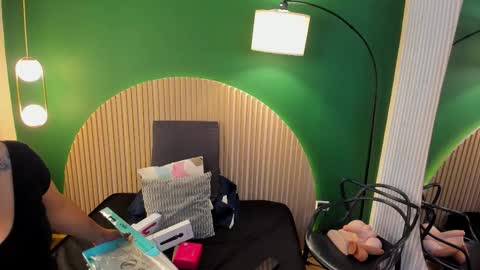 Snapshot of taylor_bennet chatting on 11/09/25, 12:14 Taylor Bennet online show from 11/09/25, 12:14