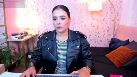 Taylor Bennet online show from 07/27/26, 12:12