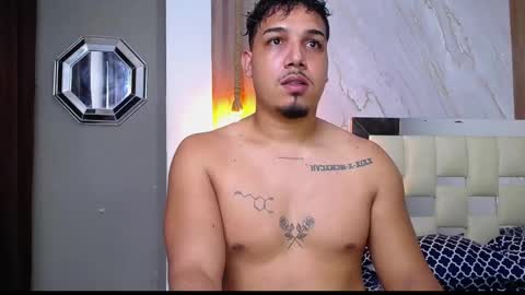 Snapshot of taylor_collins_2 chatting on 10/12/25, 09:58 taylor_collins_2 online show from 10/12/25, 09:58