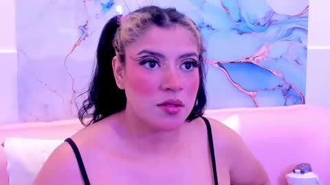 taylor_cupper_ online show from 10/23/25, 04:01