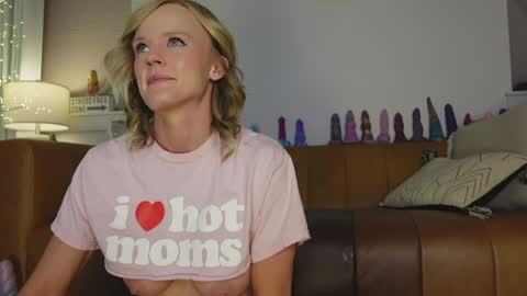Taylor --  online show from 05/10/26, 10:42
