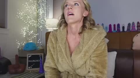 Taylor --  online show from 05/24/26, 10:09