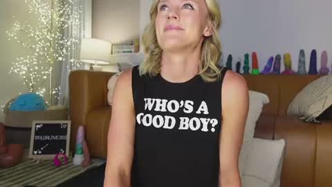 Taylor --  online show from 07/09/26, 09:57
