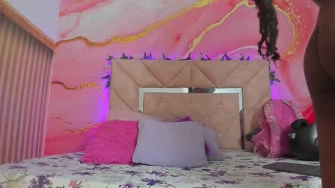 Oriana online show from 11/11/25, 10:59