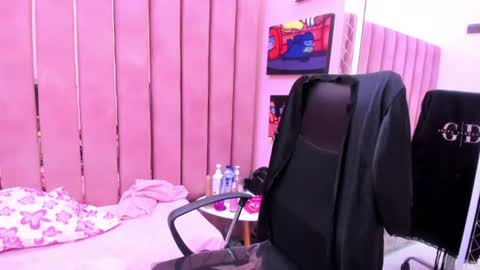 Snapshot of taylorbigass chatting on 07/20/26, 02:59 taylorbigass online show from 07/20/26, 02:59