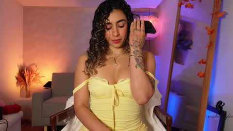 Snapshot of taylormich1 chatting on 10/08/25, 07:22 taylormichell online show from 10/08/25, 07:22