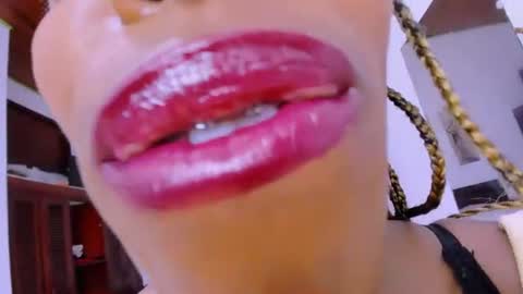 taylorslims online show from 07/23/26, 02:37