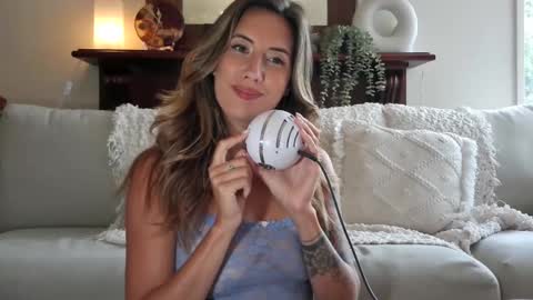 Snapshot of taylorslittlekingdom chatting on 02/24/25, 12:52 Taylor online show from 02/24/25, 12:52