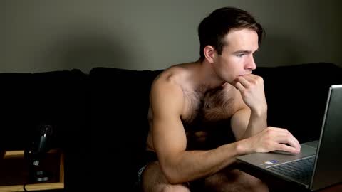 Tayls online show from 01/10/25, 04:30