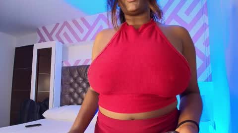Snapshot of tayrasiny chatting on 03/18/26, 05:10 Tayra horny for you online show from 03/18/26, 05:10