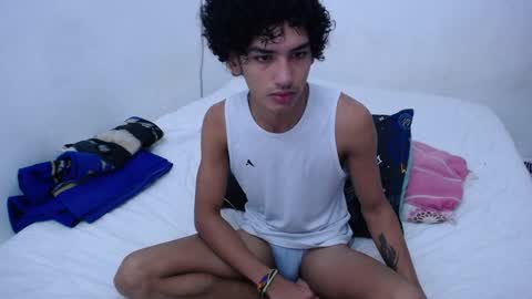 Snapshot of tayronx33 chatting on 12/30/24, 02:51 Tayron online show from 12/30/24, 02:51