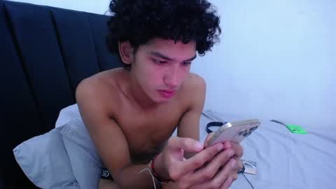 Snapshot of tayronx33 chatting on 01/14/25, 03:15 Tayron online show from 01/14/25, 03:15