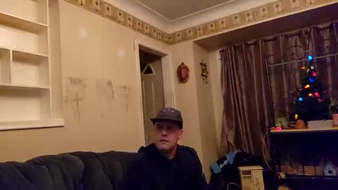 Snapshot of tbone4u79 chatting on 01/01/25, 10:32 AsskAnthony online show from 01/01/25, 10:32