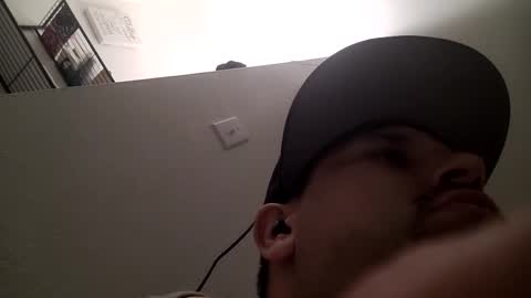Luis online show from 02/19/25, 06:44