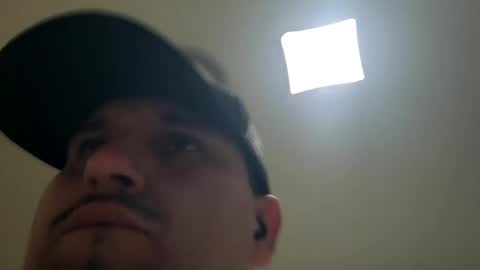 Snapshot of tboy833 chatting on 09/29/25, 11:09 Luis online show from 09/29/25, 11:09