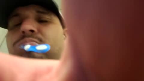 Snapshot of tboy833 chatting on 10/04/25, 06:55 Luis online show from 10/04/25, 06:55