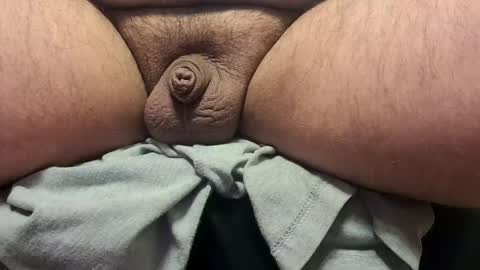 Snapshot of tboy833 chatting on 10/05/25, 05:06 Luis online show from 10/05/25, 05:06