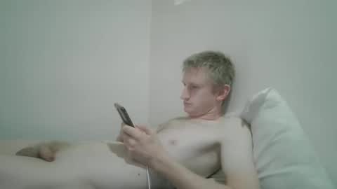 Snapshot of tcute0 chatting on 02/24/26, 07:17 tcute0 online show from 02/24/26, 07:17