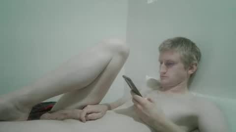 Snapshot of tcute0 chatting on 03/03/26, 10:54 tcute0 online show from 03/03/26, 10:54