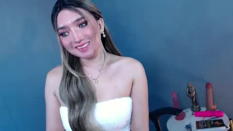 ellaine online show from 12/10/24, 10:16