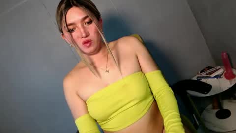 ellaine online show from 01/30/25, 05:19