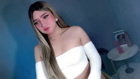 ellaine online show from 03/07/25, 09:59