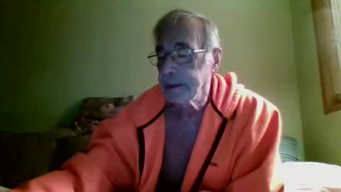 Snapshot of teak4u chatting on 11/06/25, 12:28 Teak online show from 11/06/25, 12:28