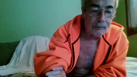 Snapshot of teak4u chatting on 11/09/25, 06:39 Teak online show from 11/09/25, 06:39