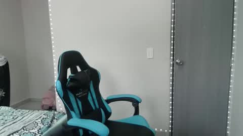 team23hot0 online show from 10/01/25, 07:20