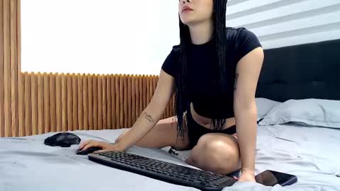 DYNAMITE DUO69 online show from 07/21/26, 11:34